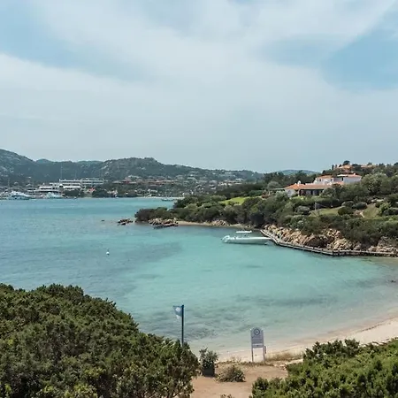 Apartament Dolce Sposa Swimming Pool And Private Beach