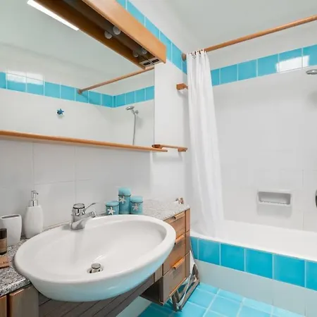 Dolce Sposa Swimming Pool And Private Beach Apartment