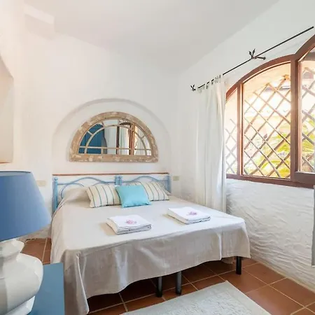 Dolce Sposa Swimming Pool And Private Beach Διαμέρισμα